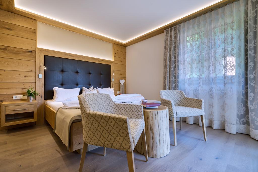 Hotel Fischerwirt Natur Waldspa Faistenau Kültér fotó